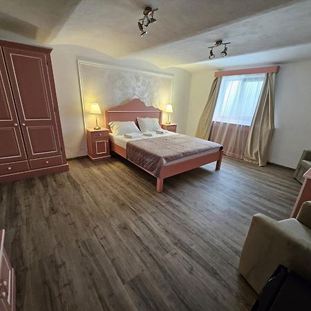 Casa Raduly - Apartament Demisol Sibiu Eksteriør bilde